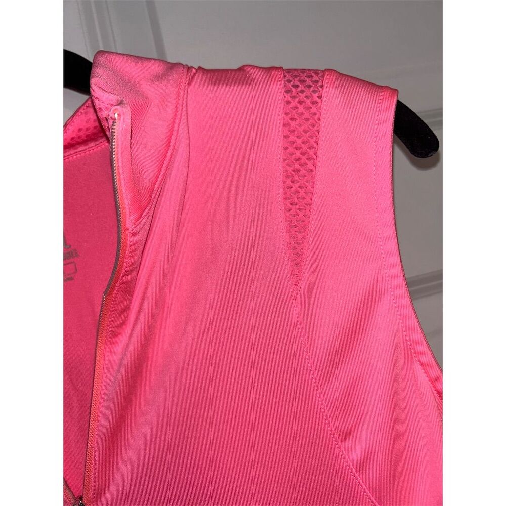 Tail Women's Sleeveless Golf Polo Shirt M Pink 1/4 Zip Summer Casual - Picture 3 of 6
